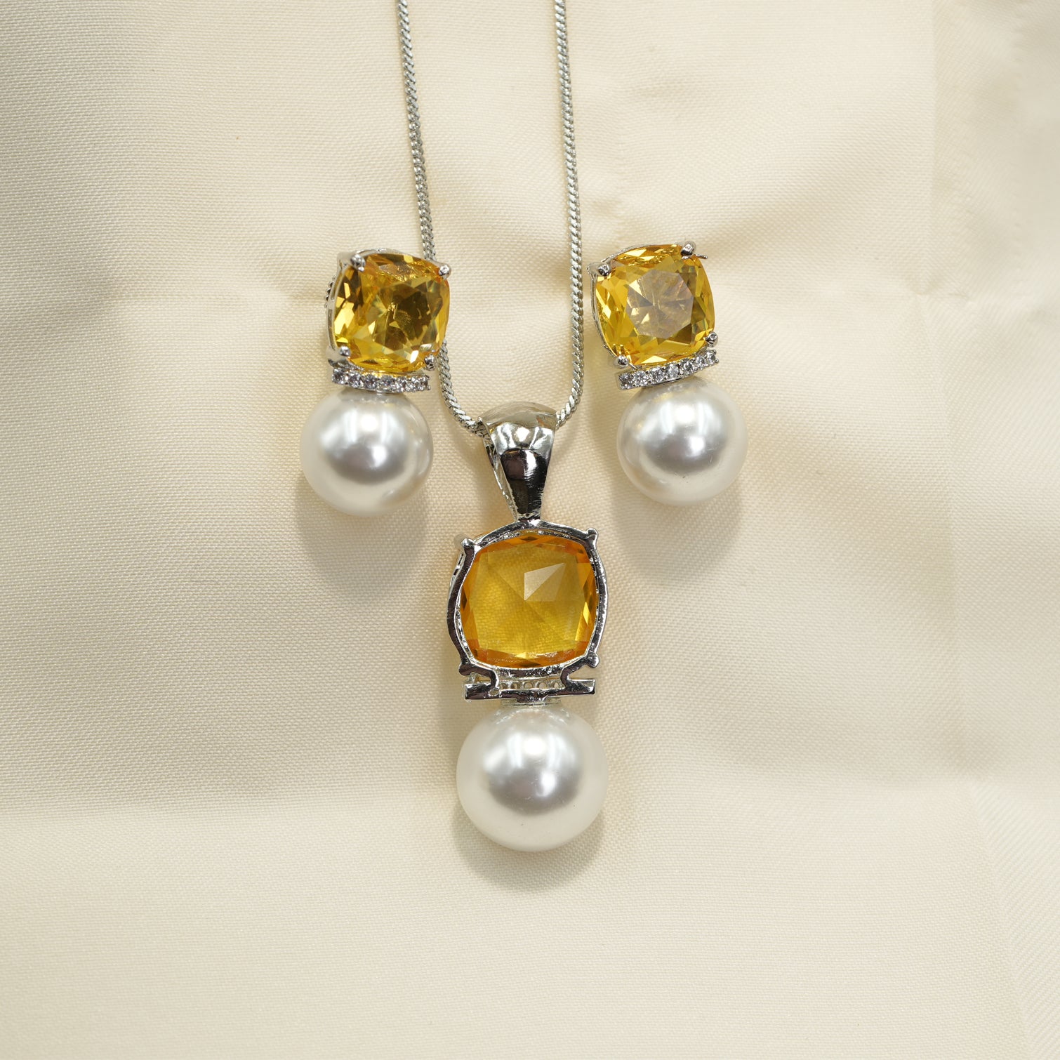 Oceanic Pearl Jewelry Set