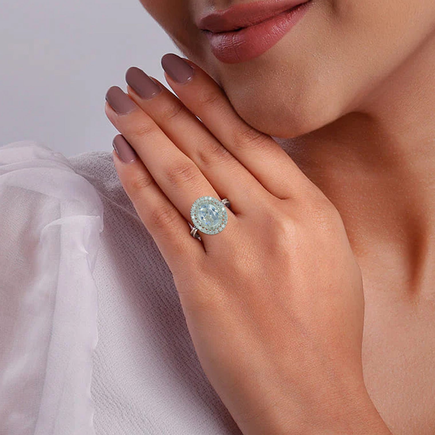 Luxurious Center Stone Ring