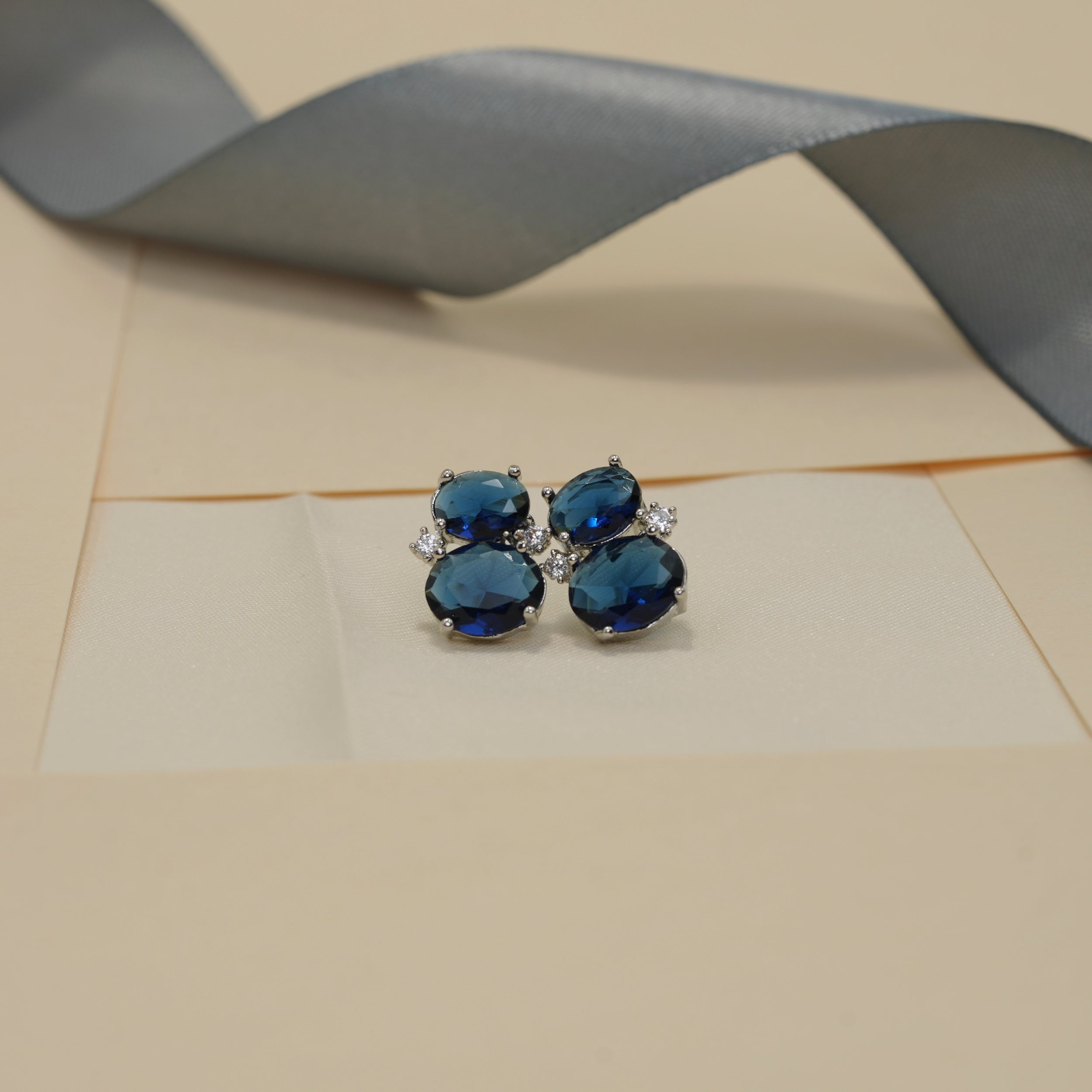 Chic Blue Oval Earrings