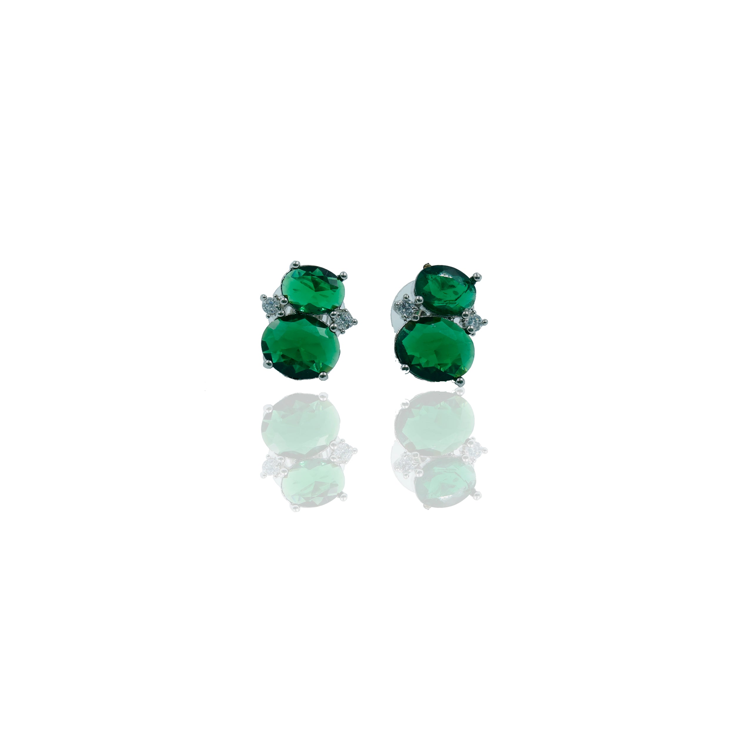 Chic Green Oval Earrings