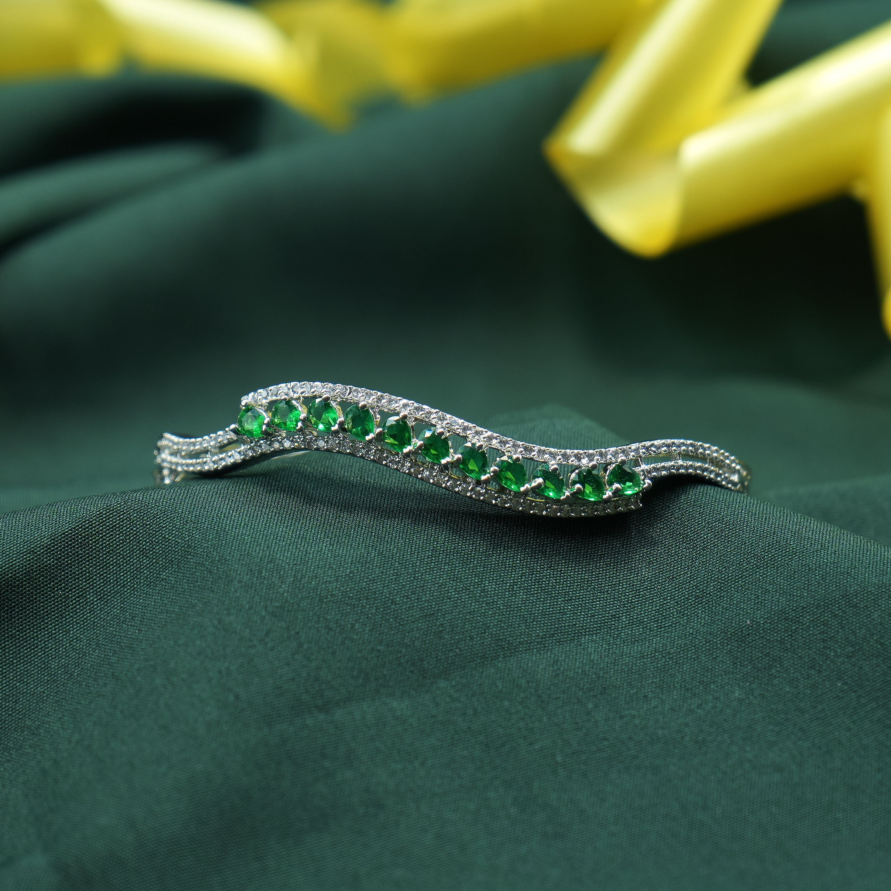 Emerald Radiance Bracelet