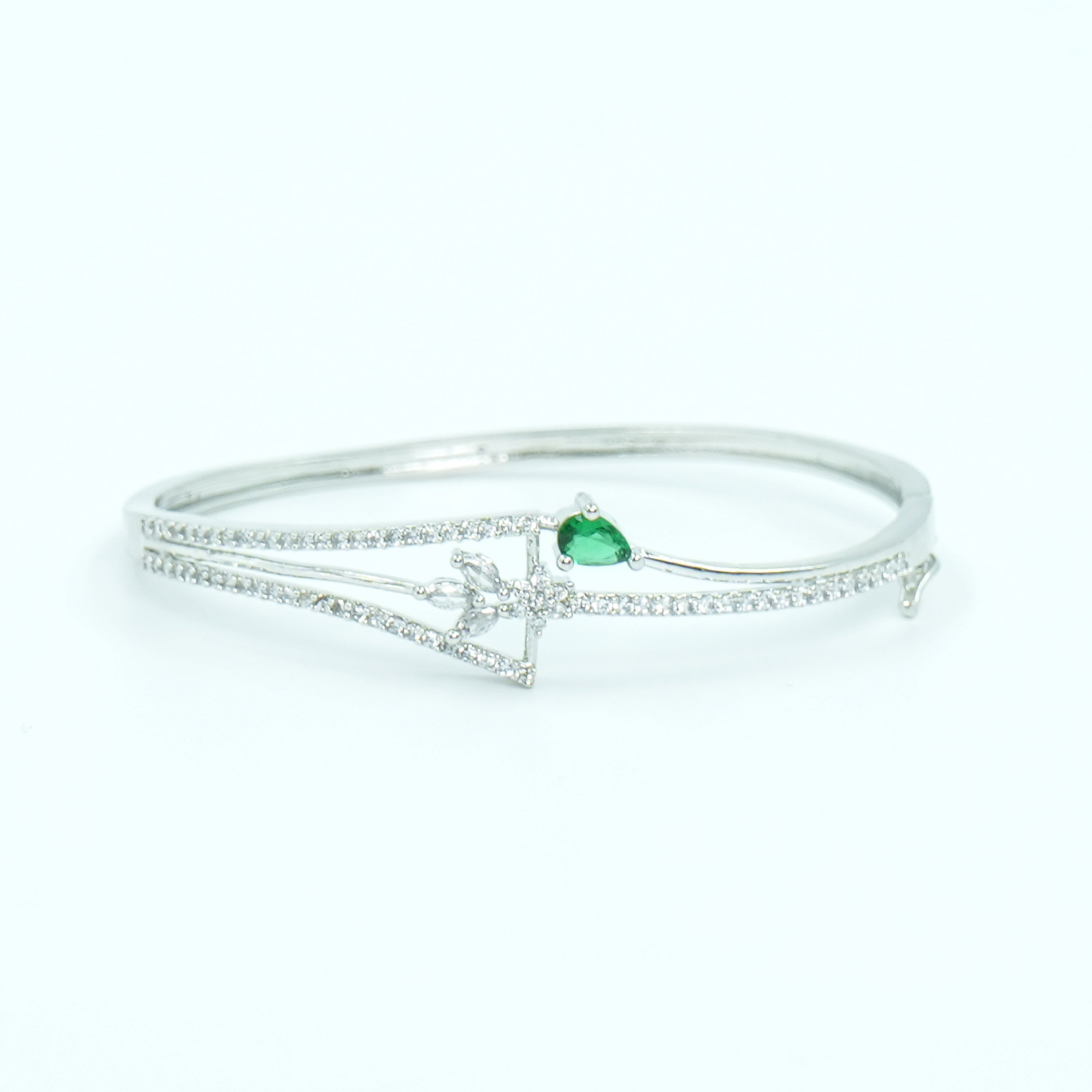 Emerald Crimson Radiance Bracelet